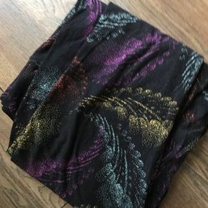 New TC feather LLR leggings